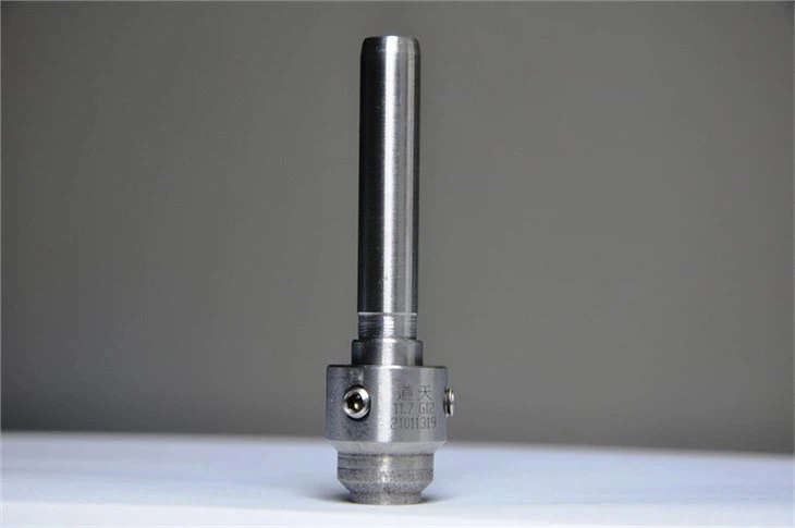 Split drill bit for automotive glass-3